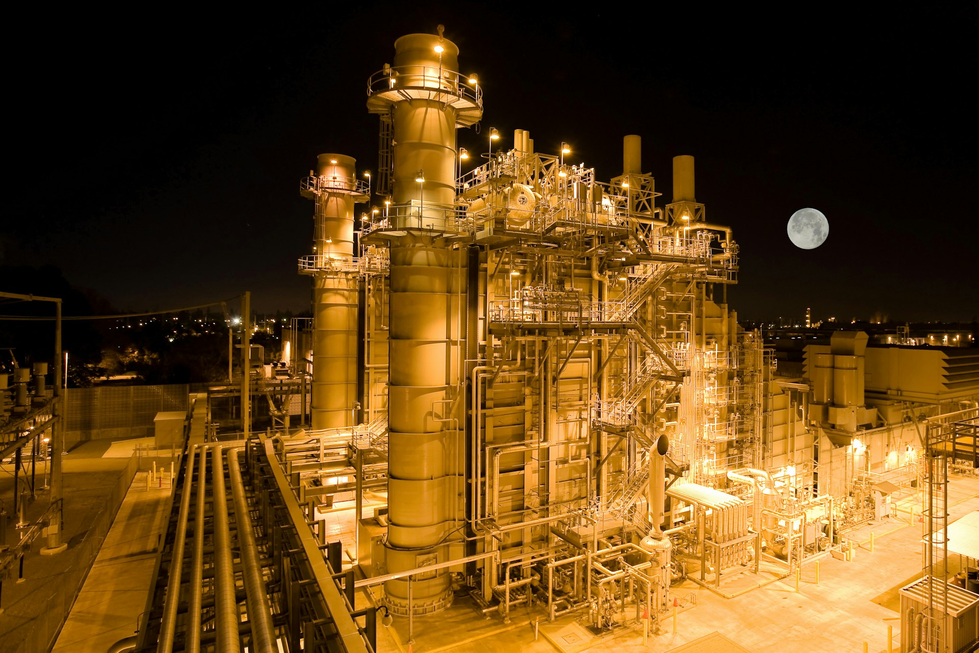 WHAT IS DCS IN INDUSTRIAL AUTOMATION?
